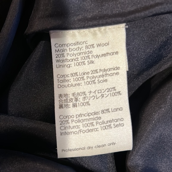 Philip lim skirt to go with or without coat - Picture 7 of 7